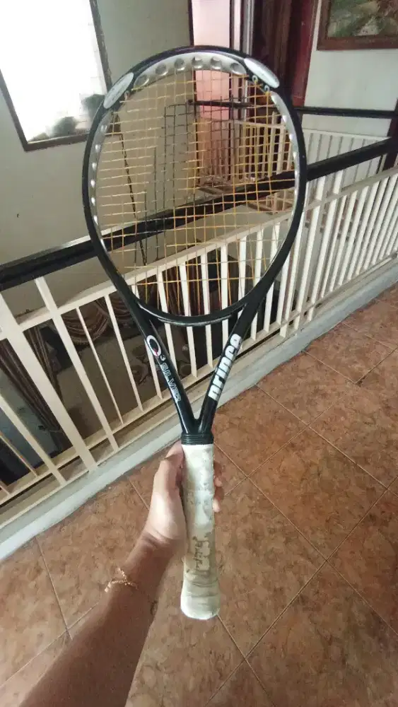 Jual cepat raket tenis merk PRINCE