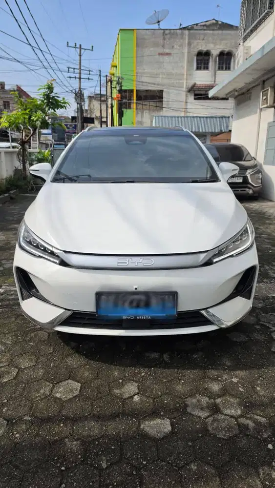 BYD M6 7 SEATER - TAHUN 2025