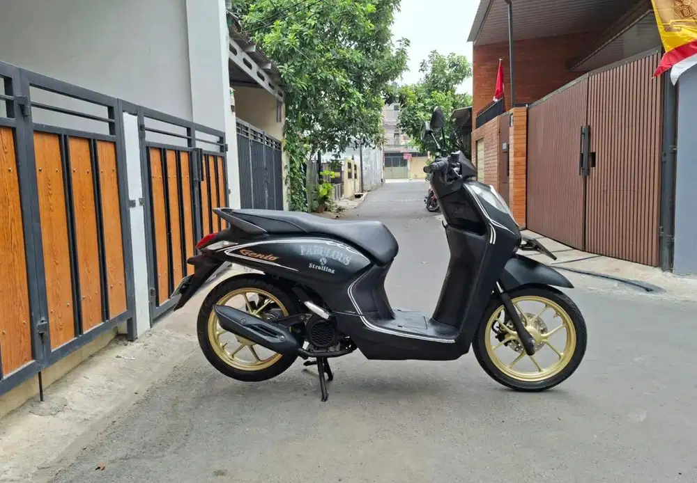 Honda Genio 110 CBS ISS MULUSSS Pajak Hidup Panjang