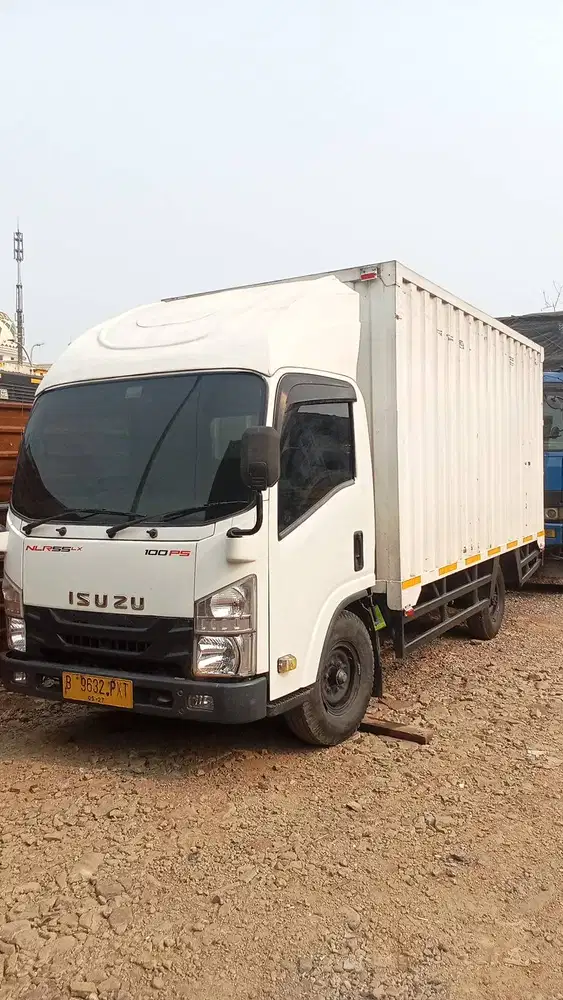 ISUZU NLR 55T / LX 110PS Tahun 2021