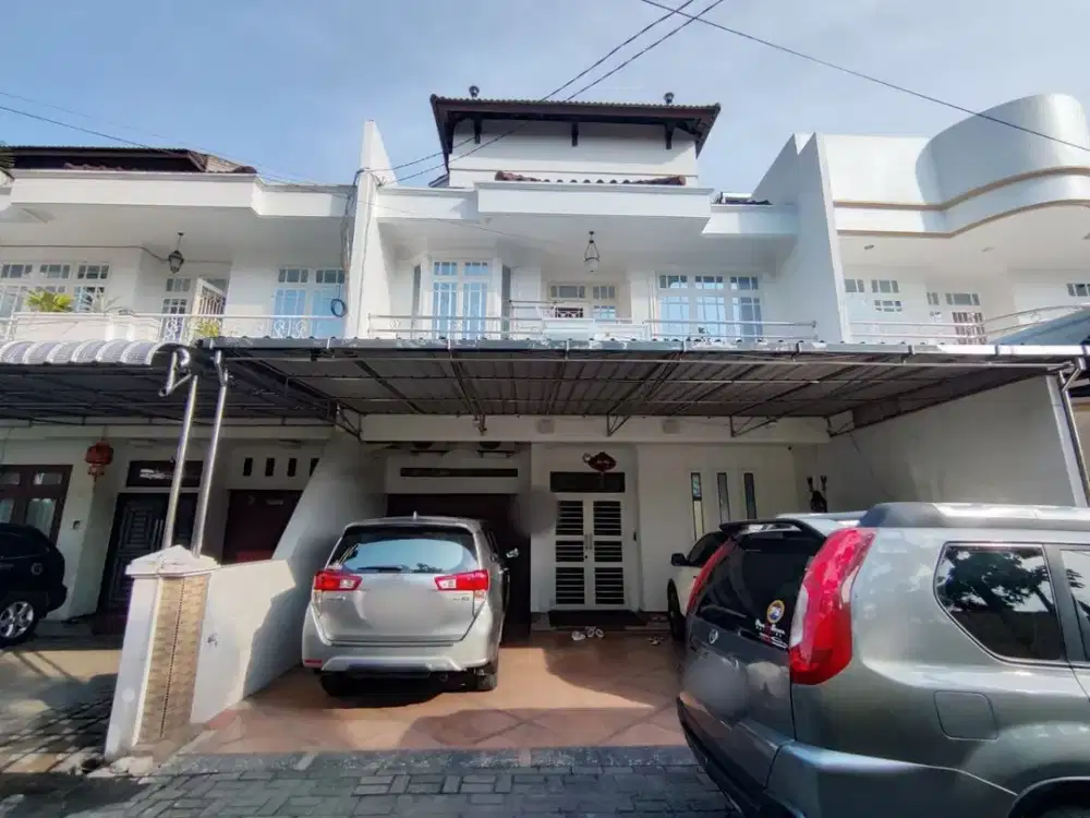 Dijual Cepat Villa Komplek Taman Timor Raya