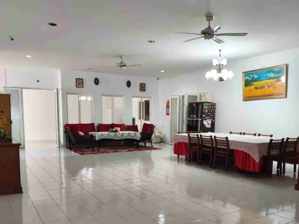 Rumah siap huni di jalan utama akes mudah, dekat dengan bandara, bebas banjir, lokasi strategis