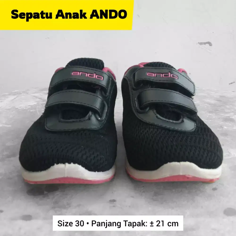 Sepatu Anak ANDO hitam size 30