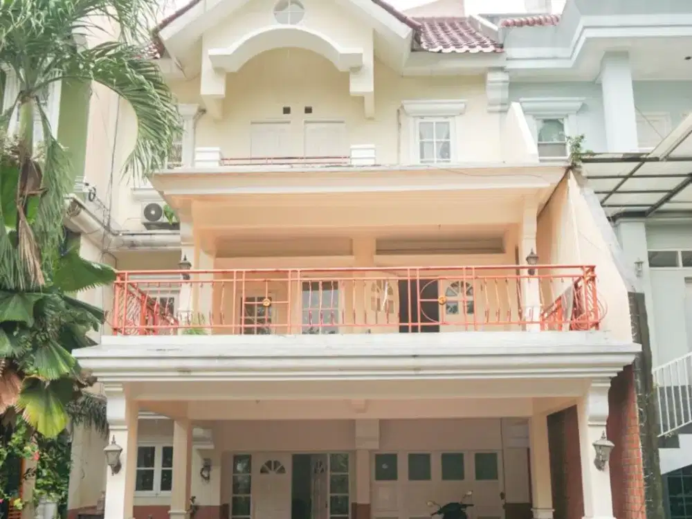 Dijual Rumah Villa Cendrawasih Fasilitas Lengkap Di Jati Bening, - Bekasi