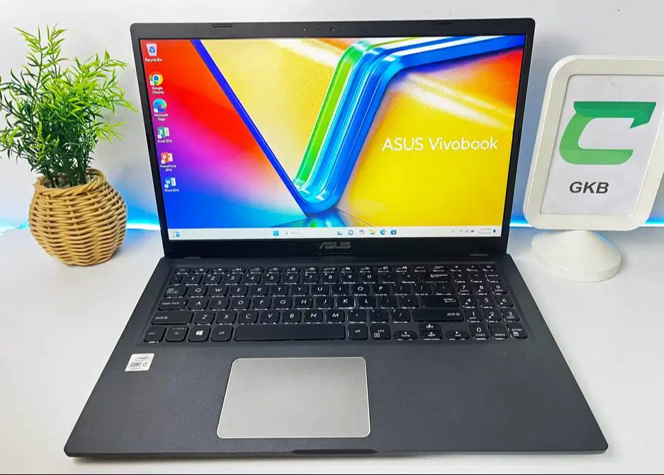 Laptop Asus VivoBook core i3 Ram 8gb Ssd 256gb backlight lancar untuk
