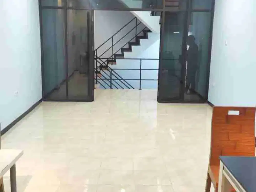 Ruko kondisi bagus siap pakai, harga terjangkau, lokasi strategis di barat Jakarta