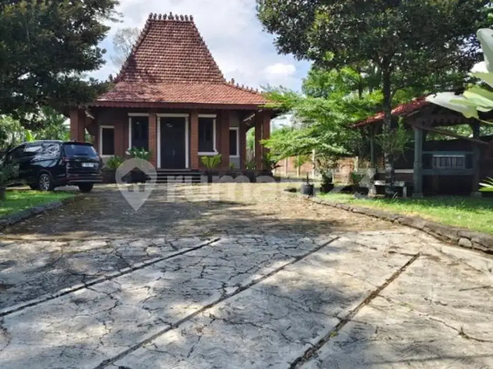 Rumah Joglo Full Furnished Dekat dengan Tempat Wisata