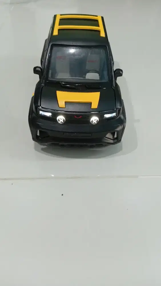 Miniatur mobil Wuling Hongguang Mini EV 6x6 Baru