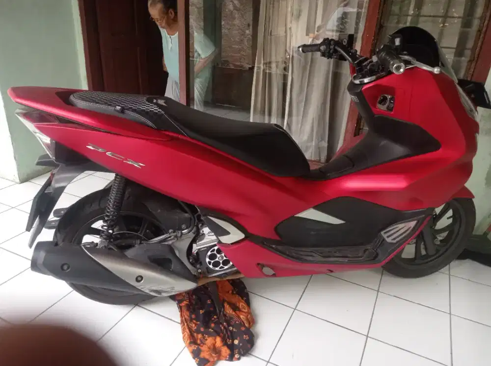 pcx merah doff 2020