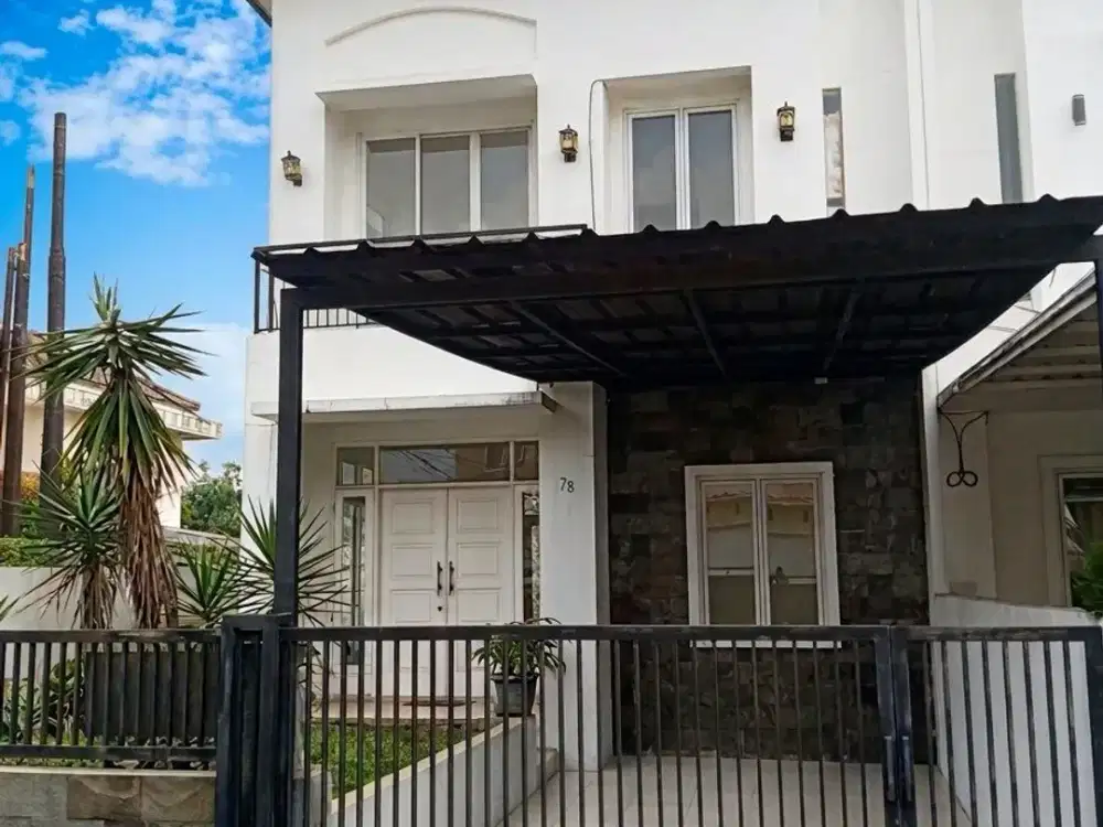 Dijual Cepat Rumah Cantik Murah Strategis 2 Lantai SHM di Petukangan Selatan Pesanggrahan Jakarta Selatan