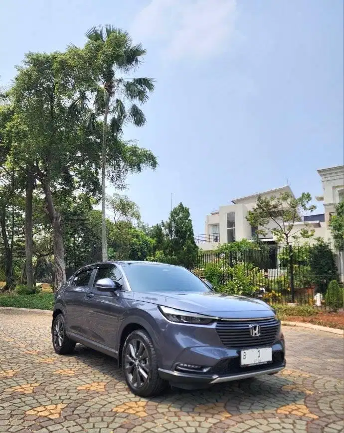 HRV SE 2025 Panoramic Km 5rb Rec Honda B Ganjil Pjk July 2027 Abu2