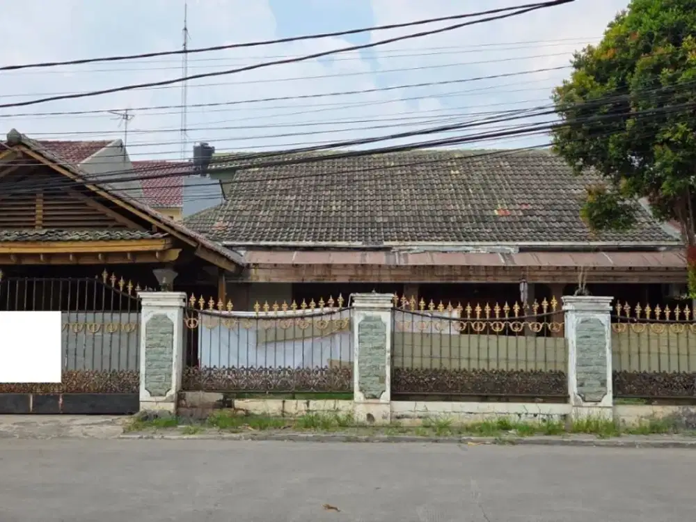 Dijual Rumah Terawat & Siap Huni di Jatiwaringin Asri, Pondok Gede, Bekasi