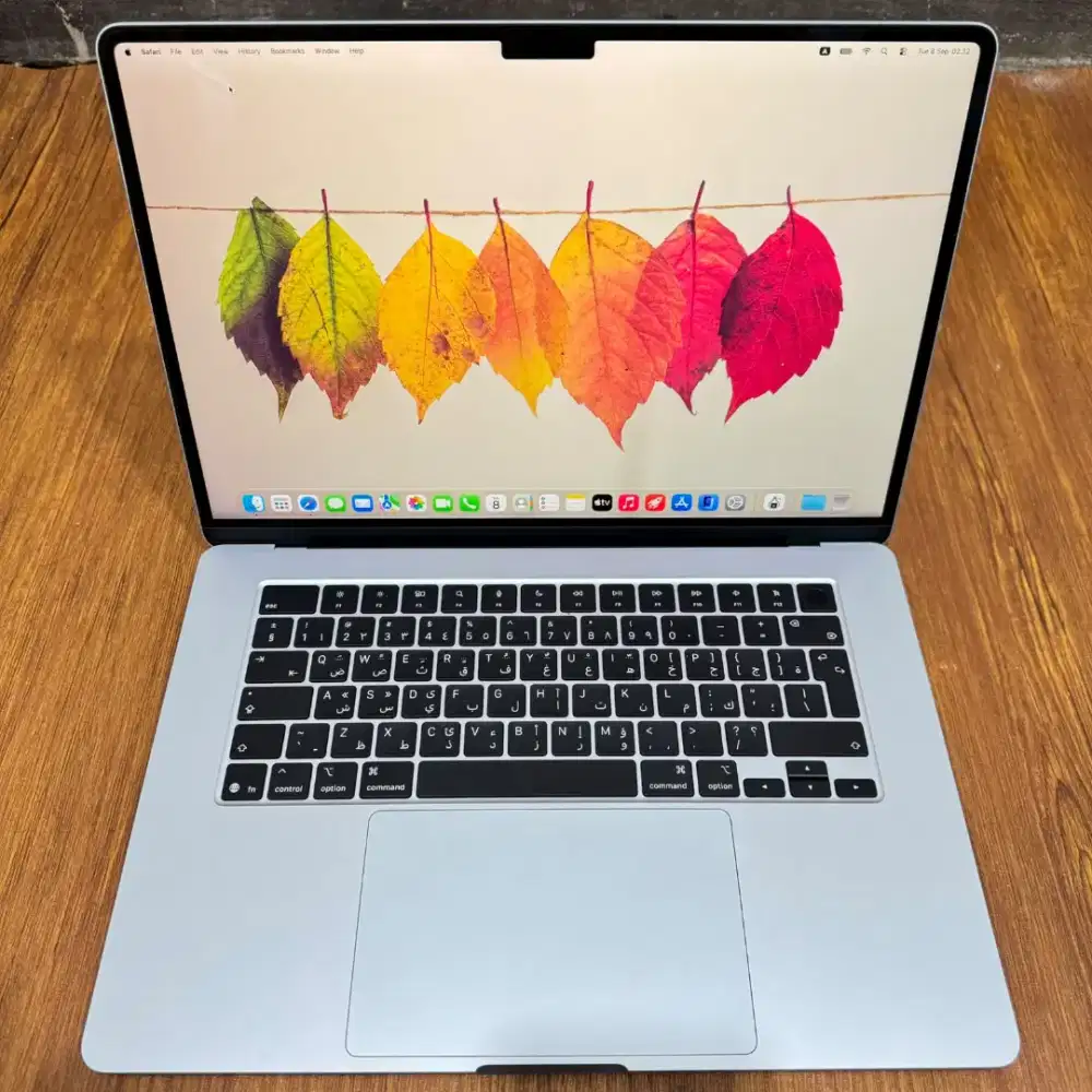 Macbook air m4 2025 15 inch ram 16gb ssd 256gb mulus ex inter dubai