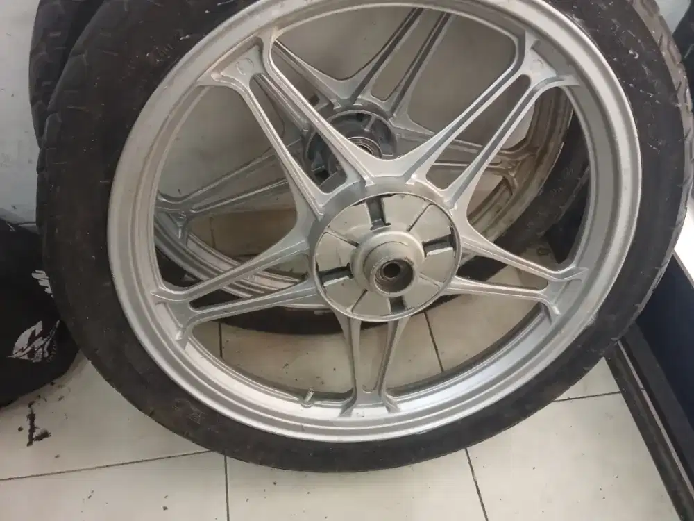 Velg thunder R18
