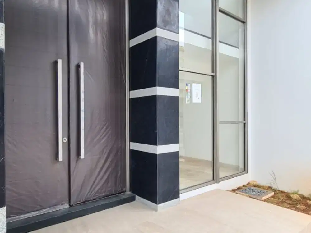 Dijual Rumah Golf Island PIK 8x20 Semi Furnish Termurah