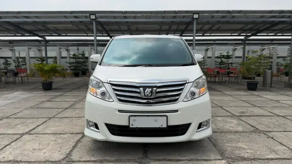 TOYOTA ALPHARD 2.4 G AT, PUTIH 2014