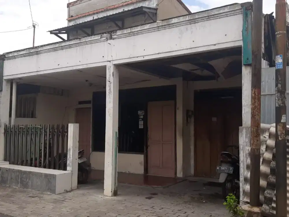Dijual Rumah Tengah Kota