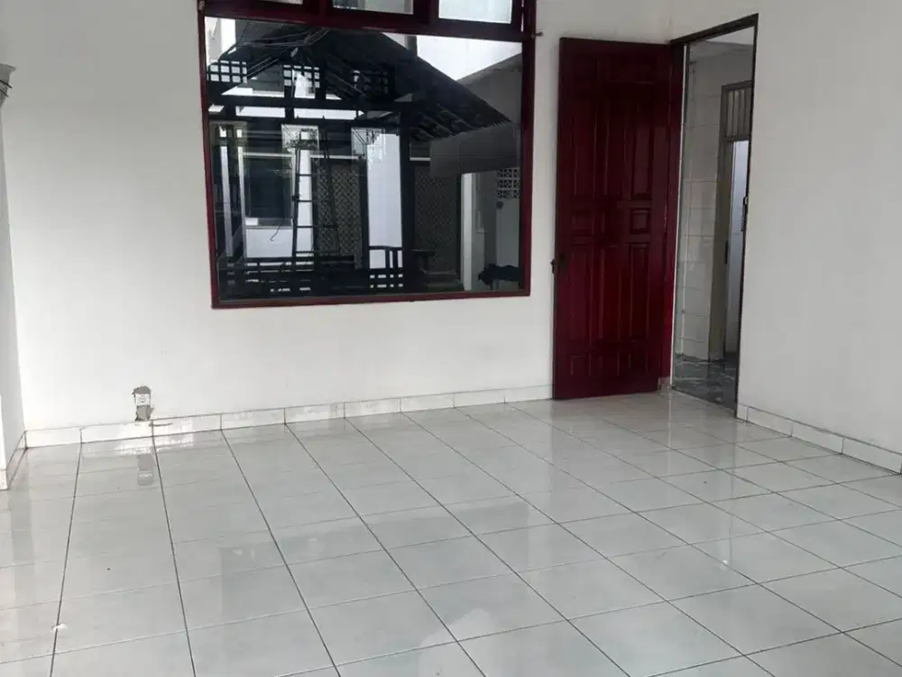 Dijual Rumah Citra Garden 1, Uk. 17x25, 2 Lantai, 4+1 KT, 3+1 KM, Hadap Barat, Harga : Rp 4,5 M