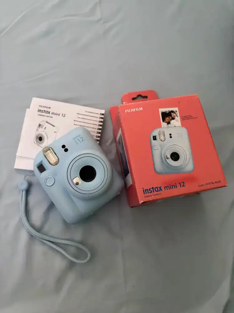 Kamera polaroid instax mini 12