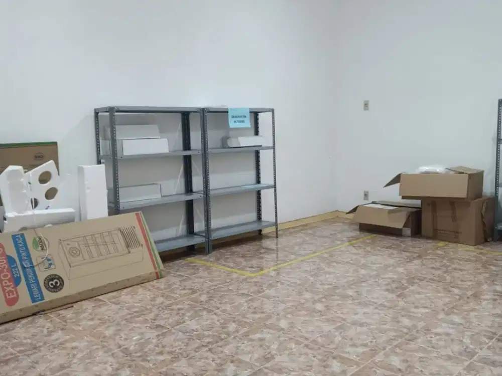 Dijual  Rumah Luas 2 lantai  di Bukit Duri Tebet Jakarta Selatan