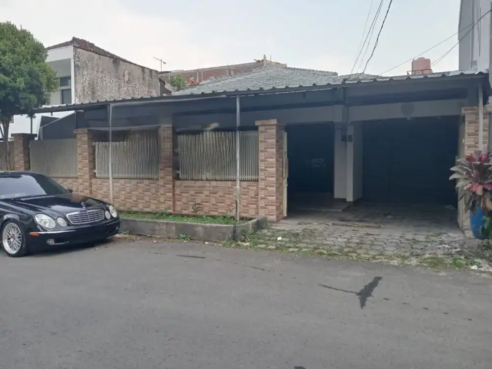 BISMILLAH DISEWAKAN KEMBALI RUMAH LUAS 2 LANTAI DI SAYAP BATUNUNGGAL INDAH, SAYAP JALAN RAYA UTAMA SOEKARNO HATTA ( BY PASS)