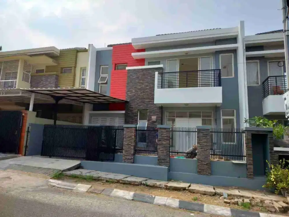 Disewa & dijual murah! Rumah boulevard grand galaxy