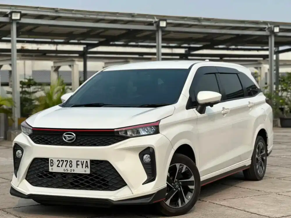Daihatsu Xenia R ASA at autometik putih 2022