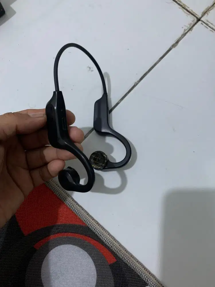 Headset blutut buat joging