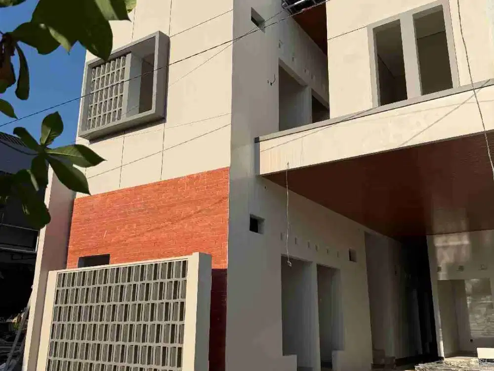 DIJUAL KOST EKSKLUSIF JOGJA BELAKANG KAMPUS UII : 10 KAMAR + 1 kamar penjaga