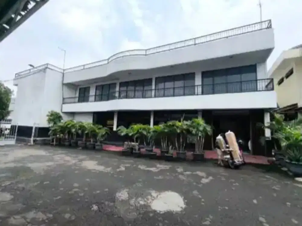 DIJUAL TANAH & BANGUNAN KOMERSIAL STRATEGIS – BASUKI RAHMAT, CIPINANG (024)