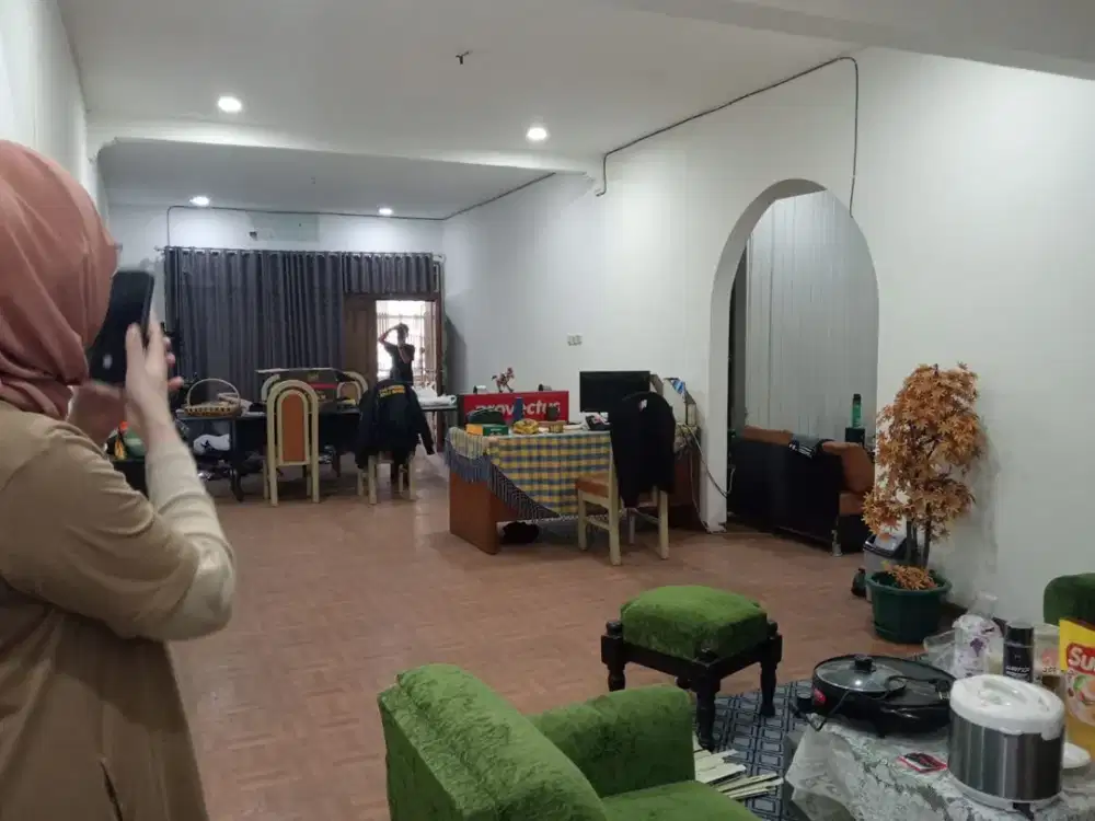 BISMILLAH DISEWAKAN KEMBALI RUMAH LUAS 2 LANTAI DI SAYAP BATUNUNGGAL INDAH, SAYAP JALAN RAYA UTAMA SOEKARNO HATTA ( BY PASS)