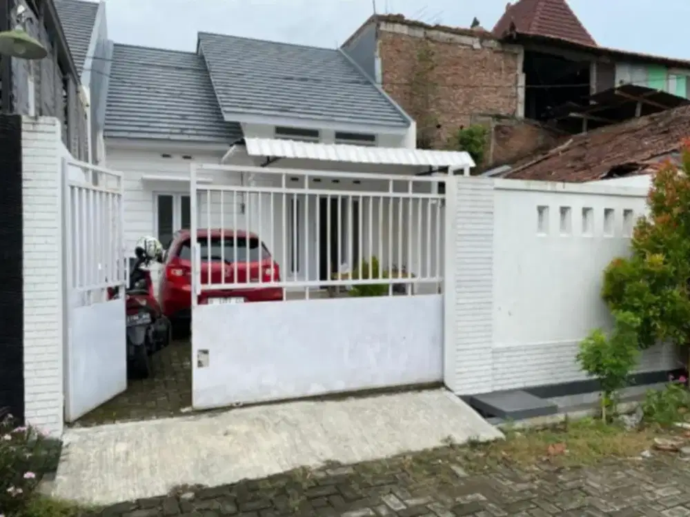 Rumah Hadap Timur di Sapta Prasetya Utara Pedurungan Kidul