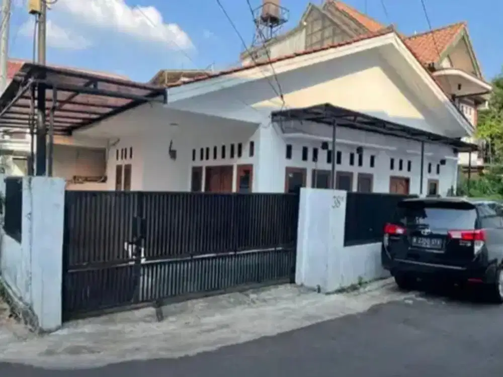 DIJUAL RUMAH STRATEGIS DI TEBET – AKSES MUDAH KE PUSAT KOTA (024)