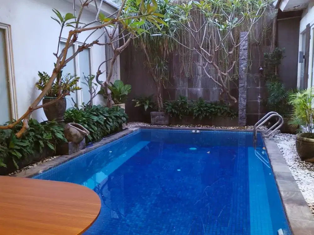 Termurah Rumah Mewah Pool Pakuwon City Hitung Tanah