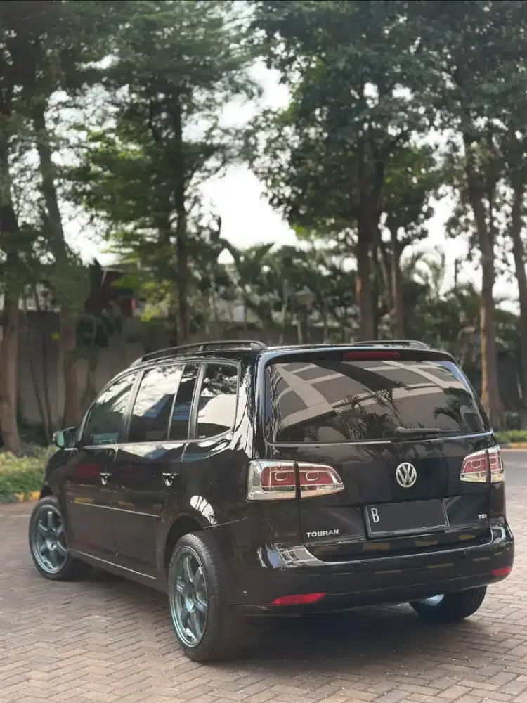 LOW KM! Volkswagen Touran 1.4 TSI 2013 fullmods