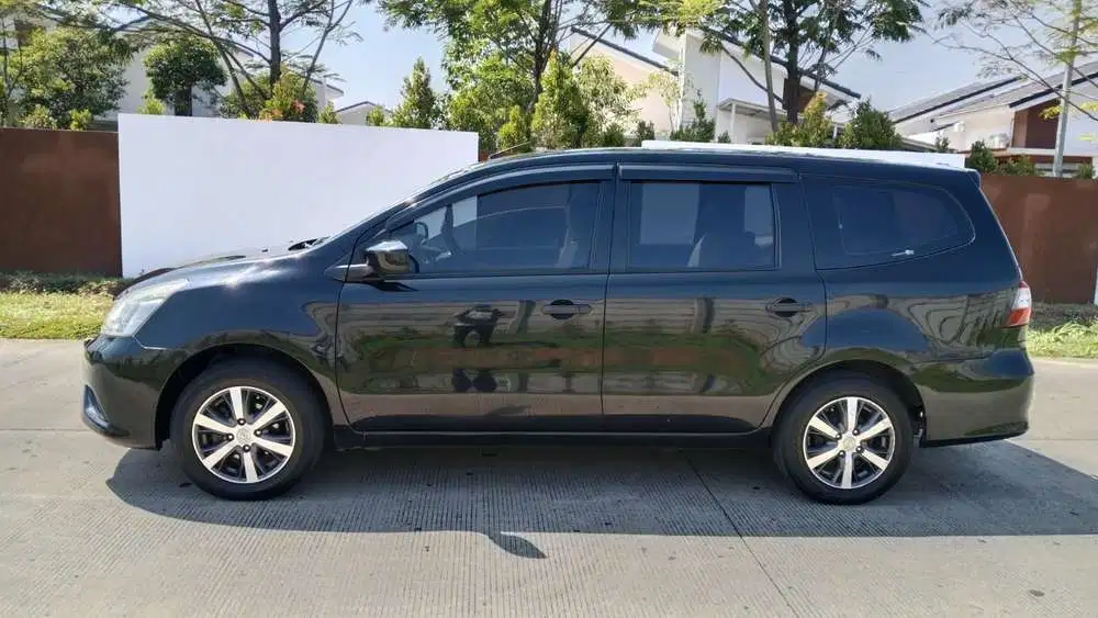 Nissan Grand livina 2017 Bensin