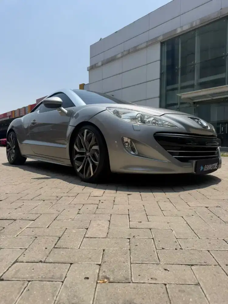PEUGEOT RCZ Coupe 2012