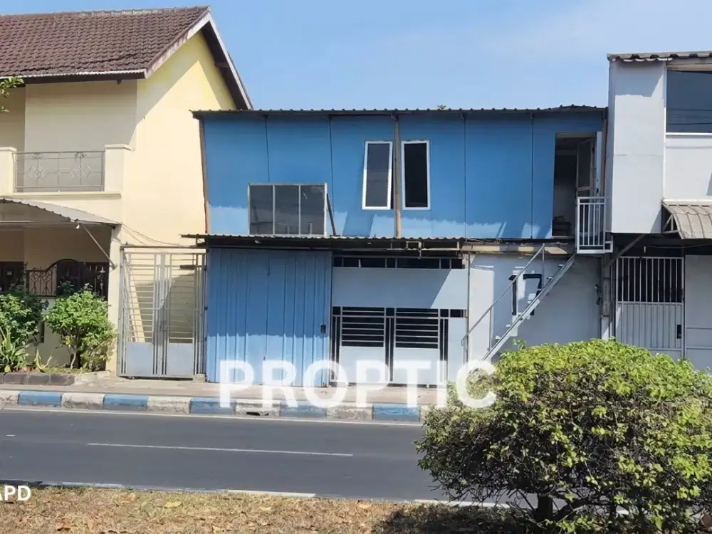 Rumah 2 Lantai Pinggir Jalan Sedati Sidoarjo - CRM363APD
