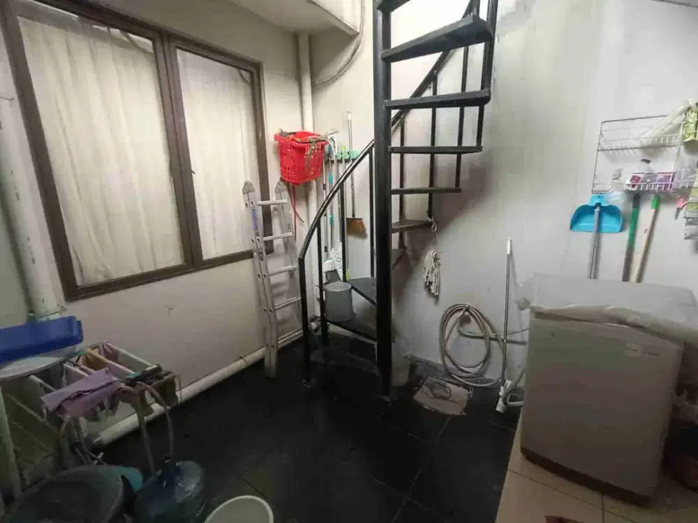 dijual rumah 2 lt di serenade gading serpong