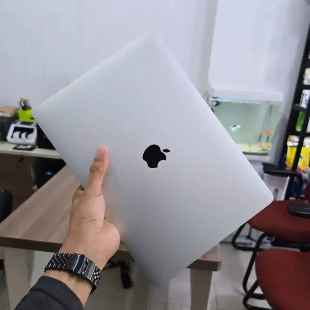 Macbook pro 2020 core i5