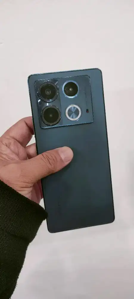 Infinix note 40 ram 8/256 unit aja.minus ada tompel di lay