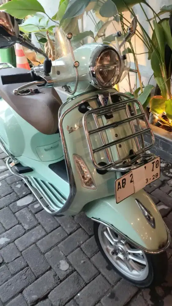 DIJUAL VESPA PRIMAVERA 150 Abs