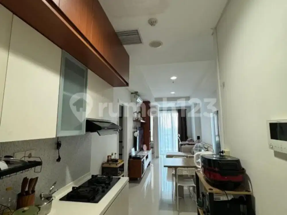 Apartemen Murah 2+1 Br Furnished Lantai Tinggi View City di Apartemen Grand Madison, Jakarta Barat