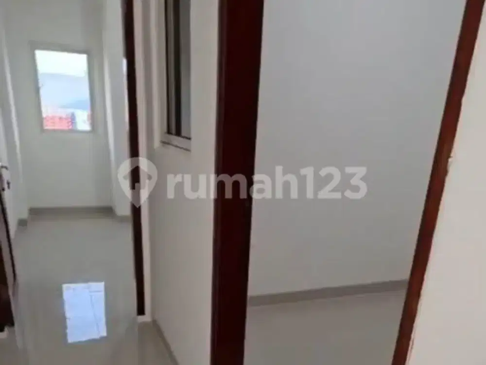 Rumah Baru Siap Huni Lokasi Sangat Strategis di Tanjung Duren, Jakarta Barat
