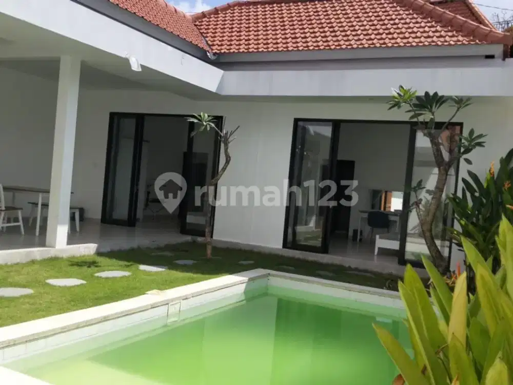 2Br Private Pool Villa For Rent In Raya Padonan Canggu, 1-Storey, SHM, Idr 250 Million/Year