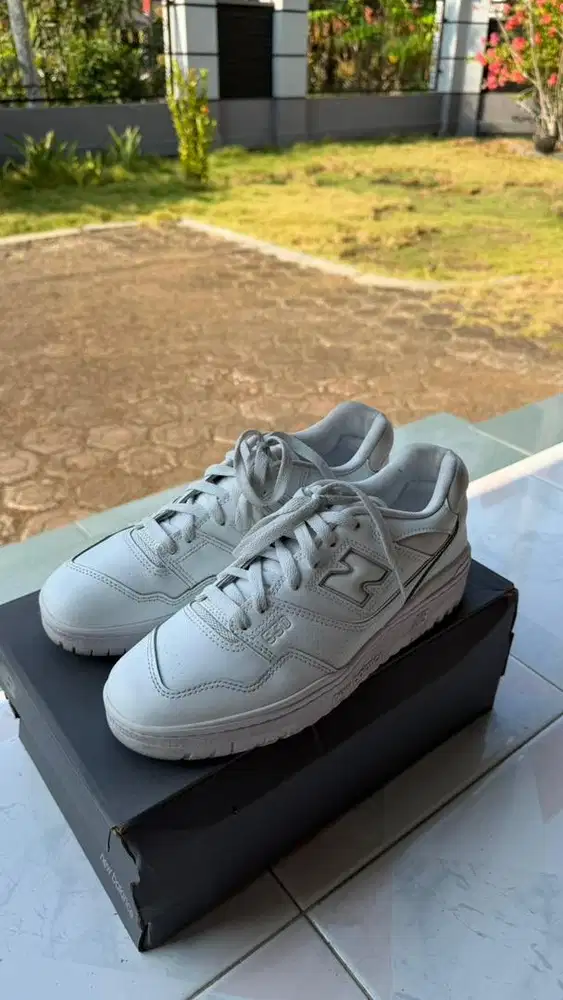 Sepatu New Balance 550