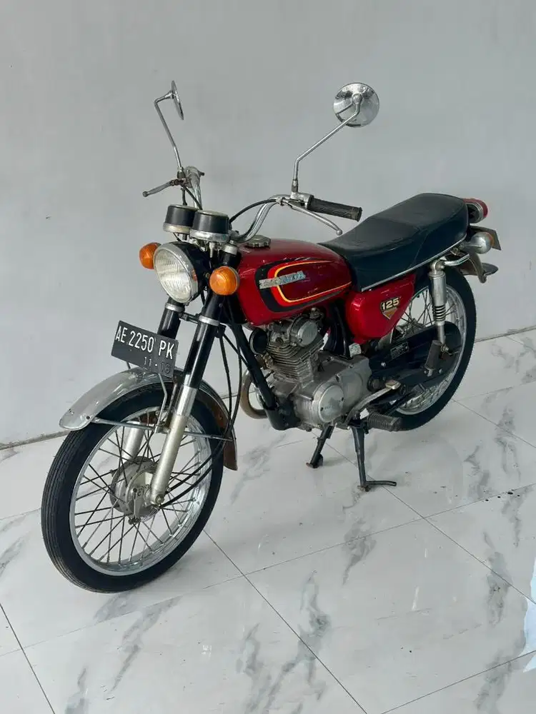 Cb 125 se original