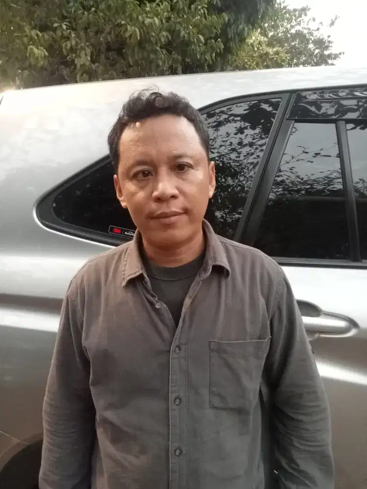 Mencari pekerjaan sebagai supir pribadi