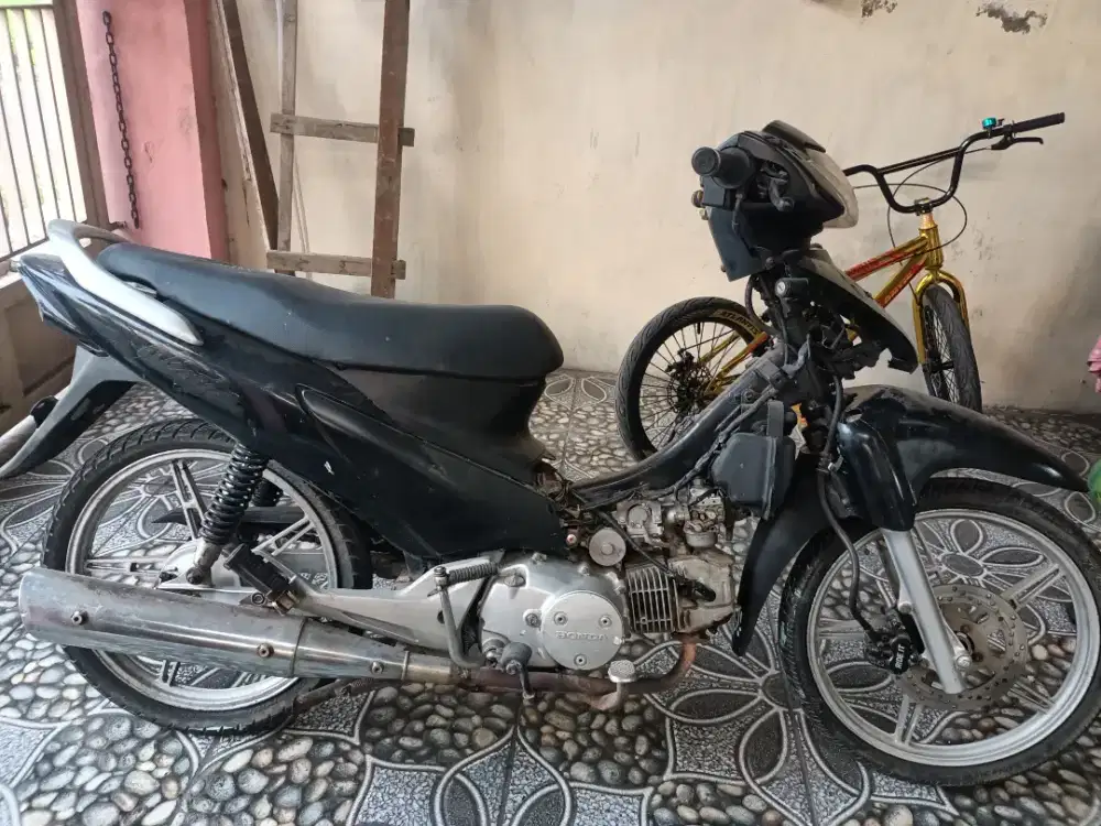 Supra x 125 2006 komplit