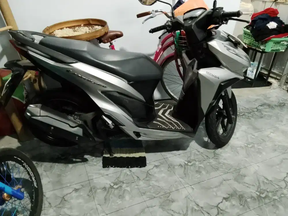 Di jual sepeda motor Vario TH 2019